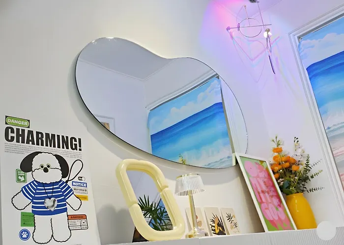 Certified, Hongdae 2min, 2br-1lr 首爾