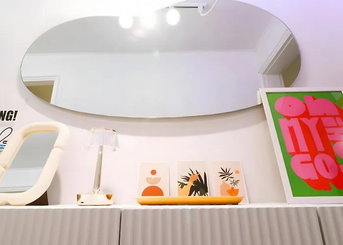 Certified, Hongdae 2min, 2br-1lr 公寓